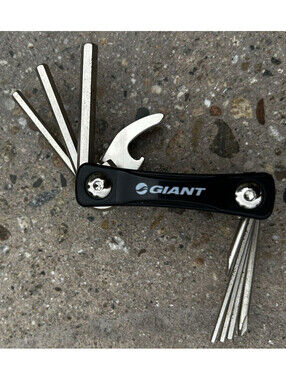 New Giant Bike Multi Tool 9 Tools New Never Used Allen Keys Can Opener Black